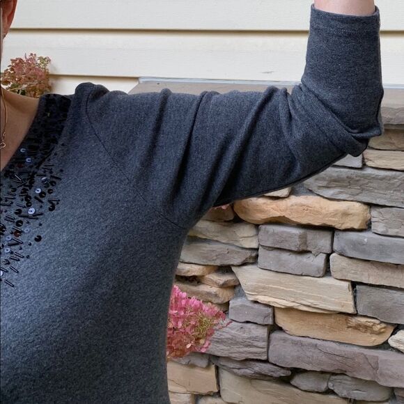 Rafaella gray button down sweater with sequin, great condition, P/M - Picture 5 of 6